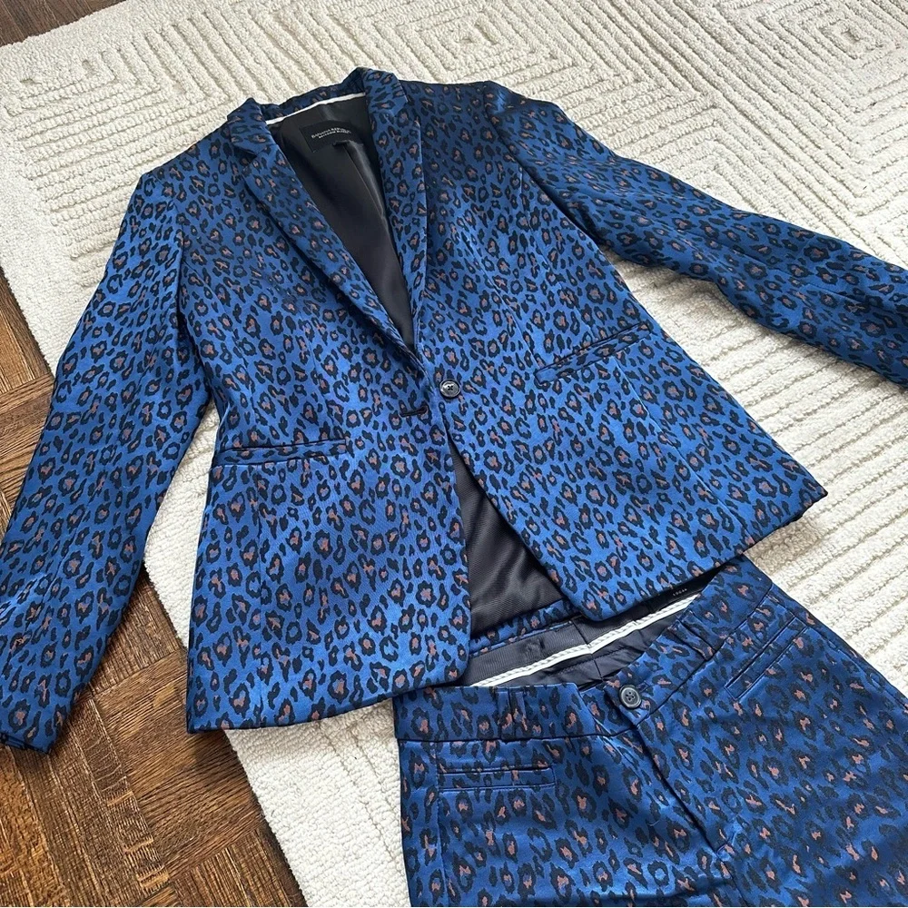 Matching cheetah print blue suit - Picture 1 of 3